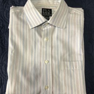 Jos A Banks Traveler’s Collection shirt